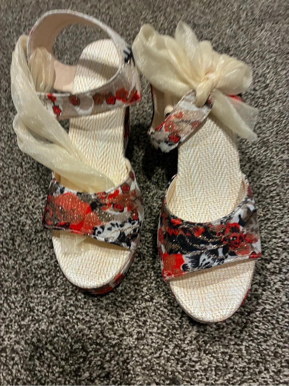SHEIN Floral Bow Platform Wedge Sandals - White/Red